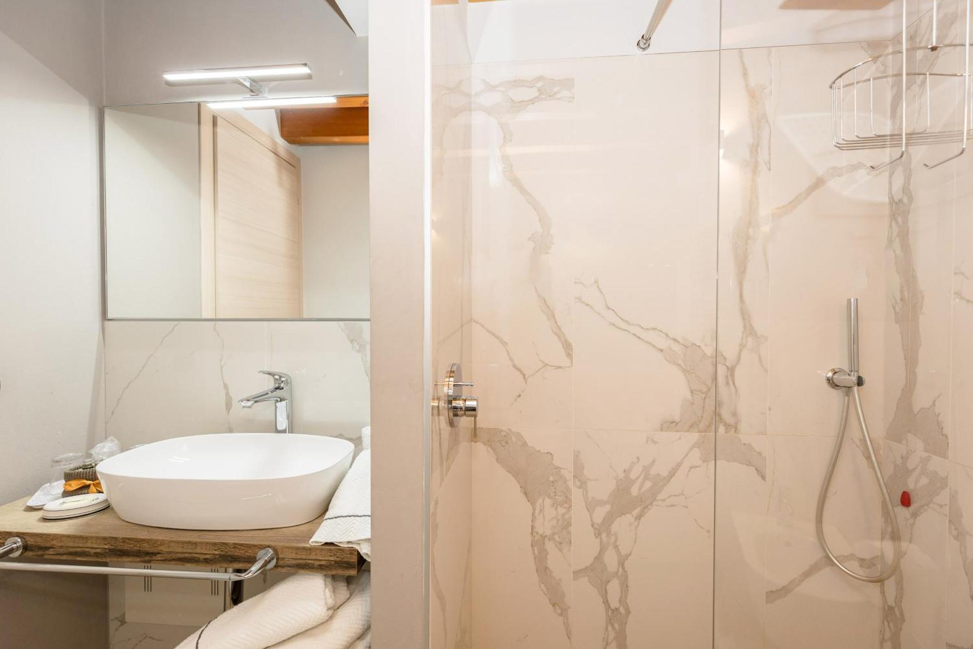 Charming Sirmione B&B 외부 사진